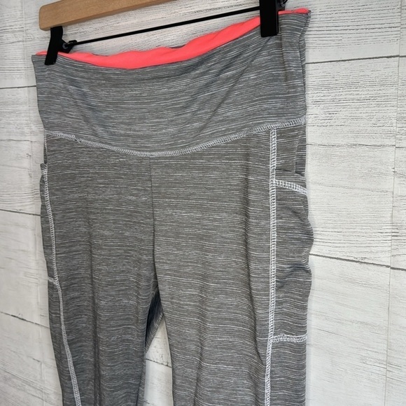 Body Instinct Active Leggings | SIZE XL - Picture 3 of 8